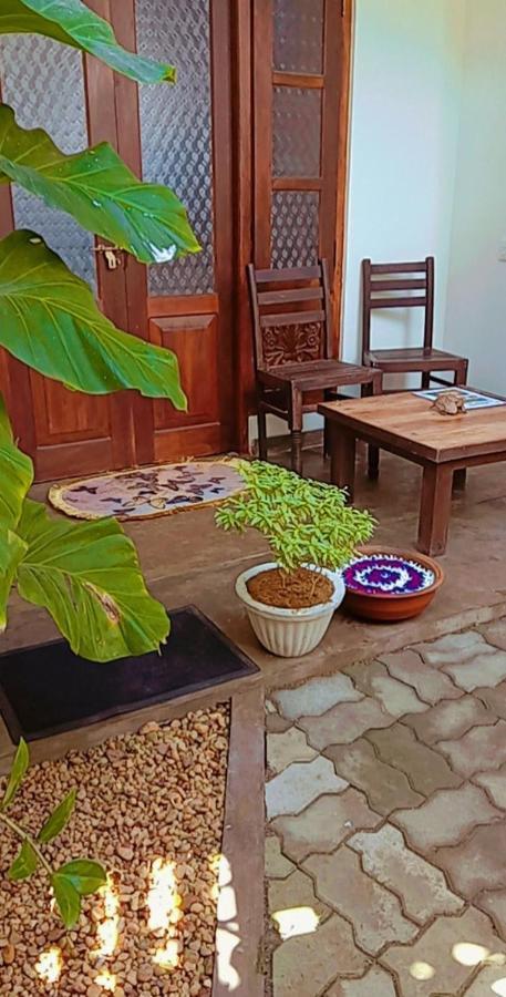 Hotel Shady Edge Unawatuna Exterior foto