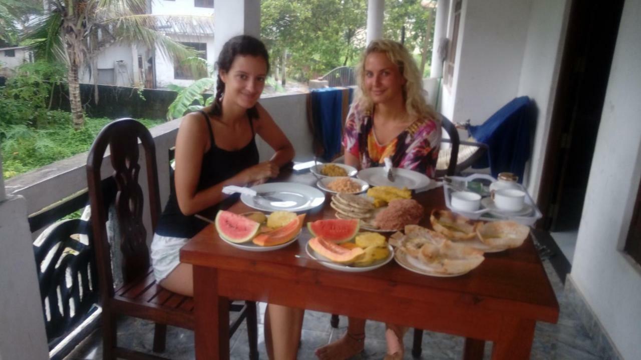 Hotel Shady Edge Unawatuna Exterior foto